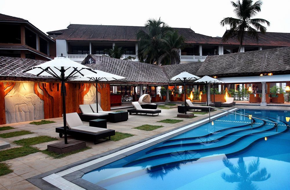 Vasundhara Sarovar Premiere Alappuzha Exterior photo