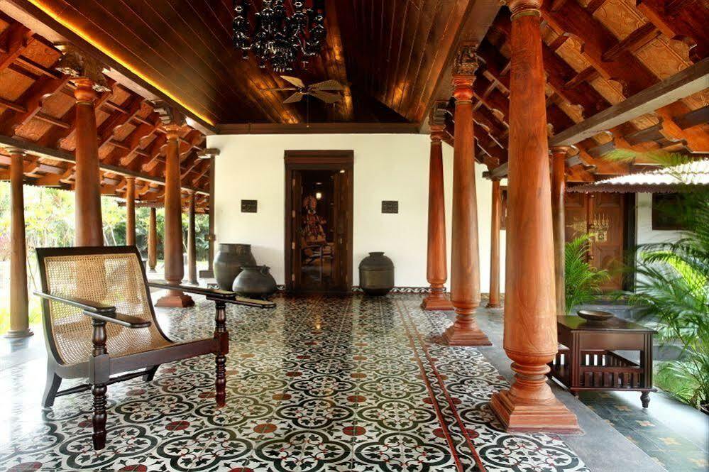Vasundhara Sarovar Premiere Alappuzha Exterior photo