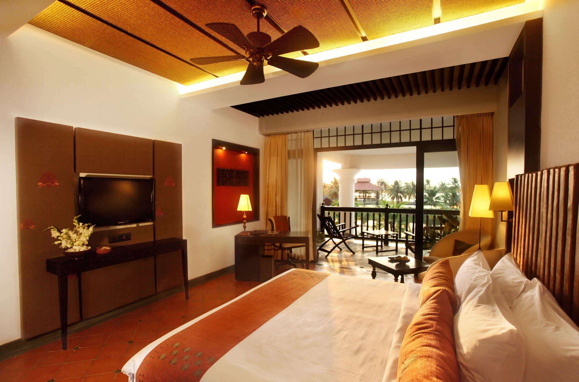 Vasundhara Sarovar Premiere Alappuzha Exterior photo